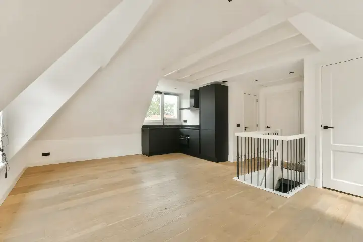 Apartment for sale: Zuiddijk 253C, Burgemeestersbuurt Zaandam