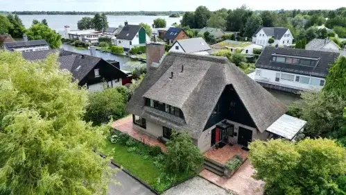 Vrijstaande woning te koop: Zuideinde 32B, Nieuwkoop Lintbebouwing Nieuwkoop