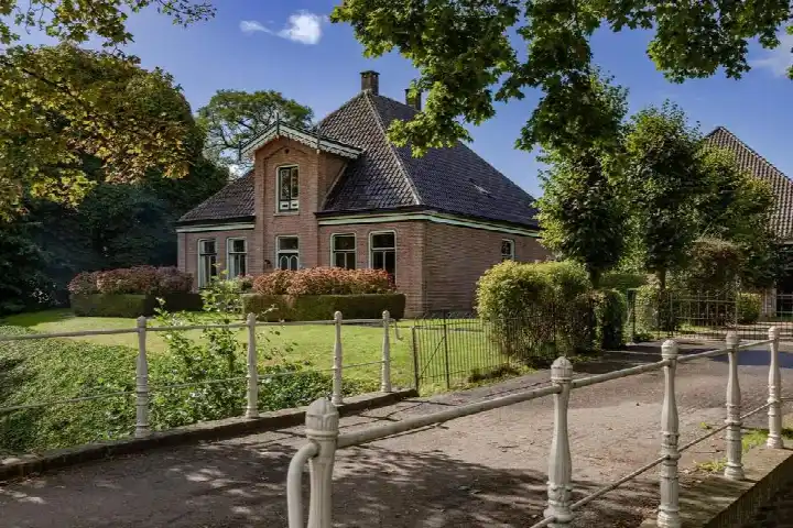 Detached house for sale: Zuideinde 6, Abbekerk Centrum Abbekerk