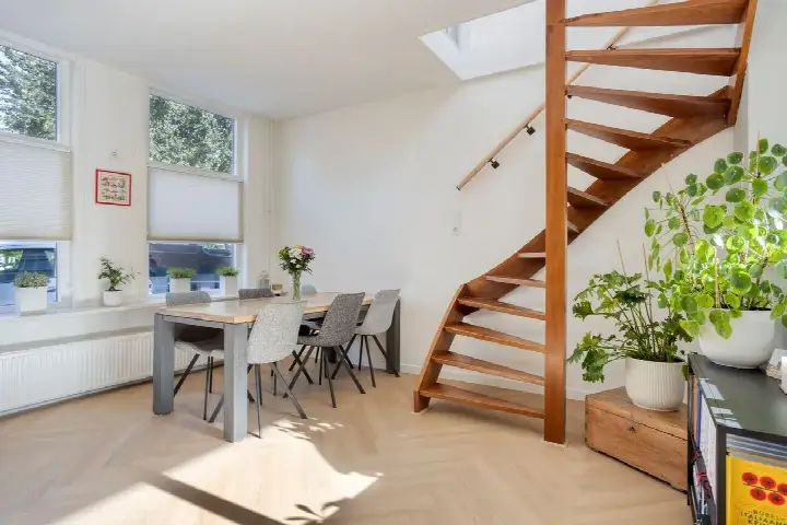Twee-onder-één-kap te koop: Zuidendijk 71, Zuidendijk Dordrecht