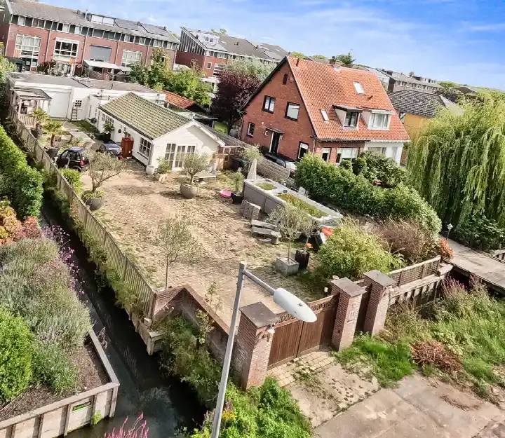 Vrijstaande woning te koop: Zuiderakerweg 77, De Aker-Oost Amsterdam