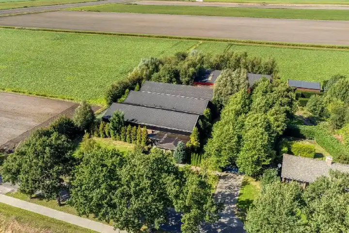 Detached house for sale: Zuiderdiep 71, Drouwenermond Drouwenermond