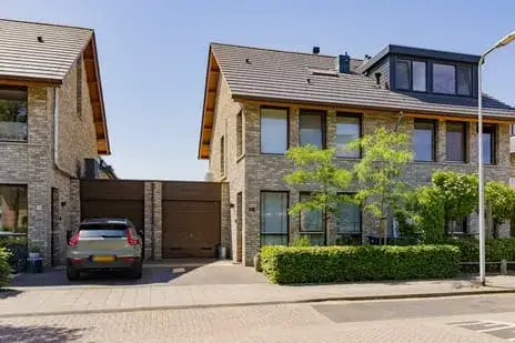 Tussenwoning te koop: Zuiderkeerkring 36, Zefierzijde Alphen Aan Den Rijn