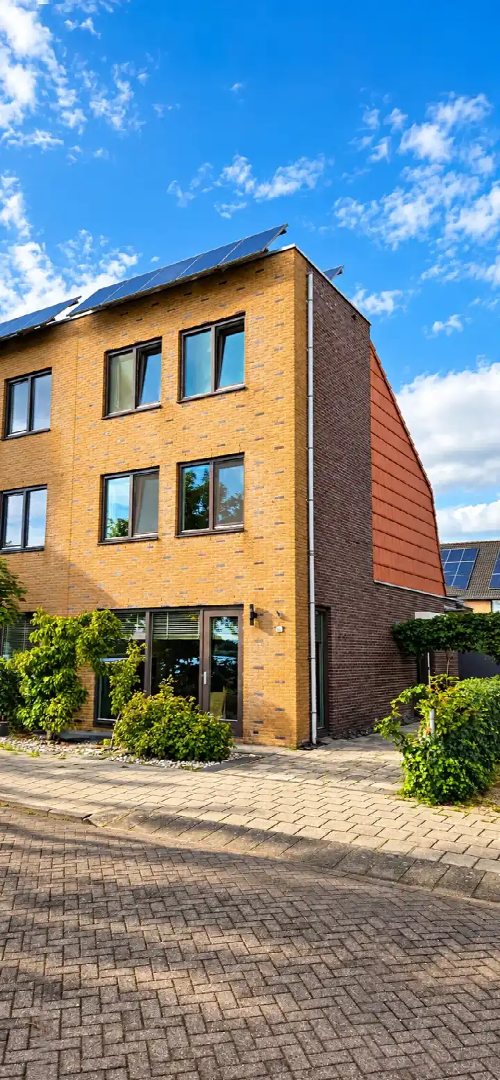 Tussenwoning te koop: Zuiderlicht 161, Stad van de Zon Heerhugowaard