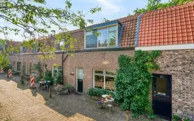 Tussenwoning te koop: Zuiderstraat 21, Koningshof Pijnacker