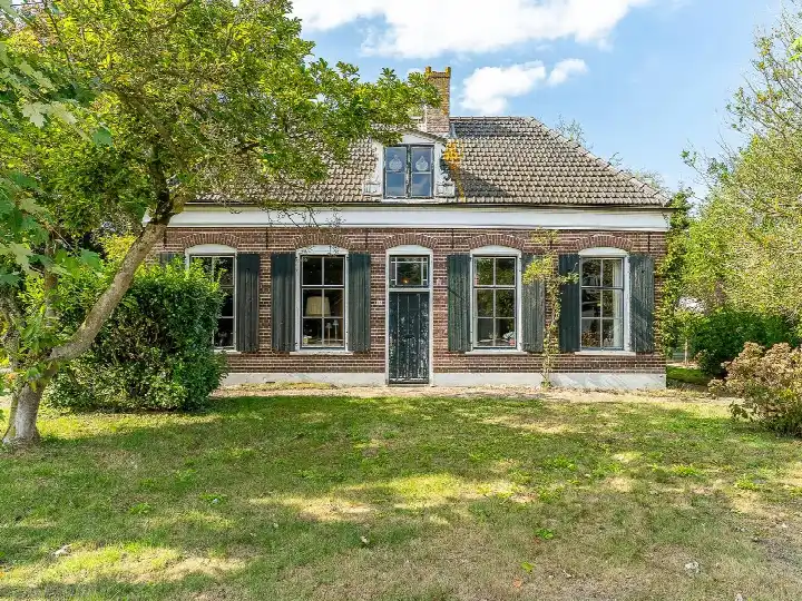 Vrijstaande woning te koop: Zuiderzeestraatweg 46, Oldebroek Oldebroek