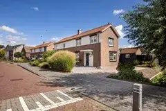 Semi-detached for sale: Zuideveldlaan 25, Dussen Dussen