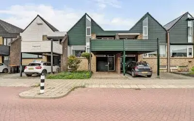 Terraced house for sale: Zuidkade 40, Oostpolderwijk Waddinxveen