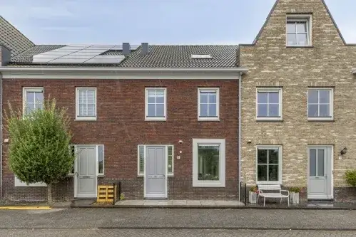 Terraced house for sale: Zuidlaardermeer 5, Merenbuurt-Oost Zoetermeer