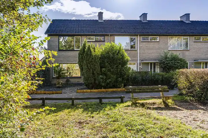Hoekwoning te koop: Zuidlarenpad 1, Vredenburg Arnhem