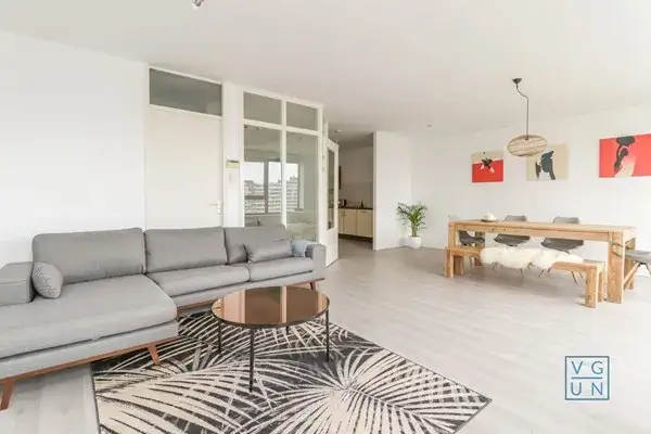 Appartement te huur: Zuidplein 674, Zuidplein Rotterdam