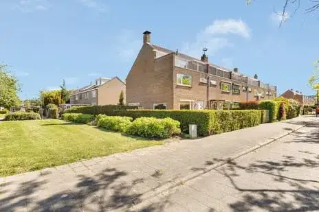 Corner house for sale: Zuidsingel 91, Rade, Oranjebuurt, Munniksveen en omgeving Kortenhoef