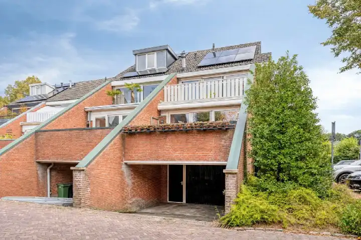 Hoekwoning te koop: zuidwal 43, Binnenstad Oldenzaal