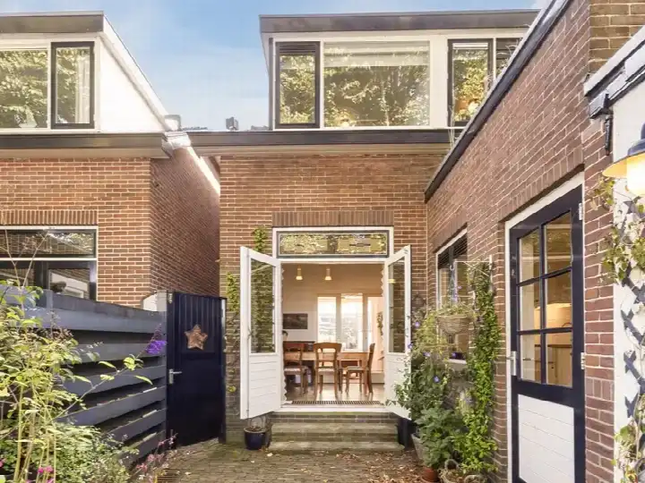 Semi-detached for sale: Zuidzijde 21, Centrum-Oost Bodegraven