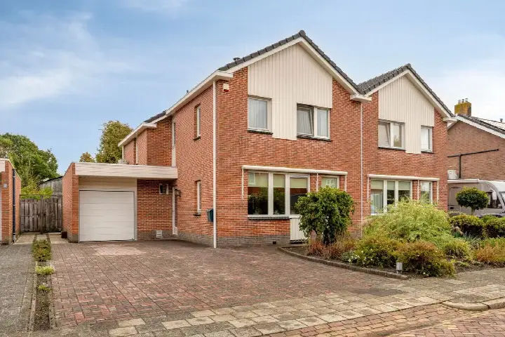 Semi-detached for sale: Zulthereschweg 13D, Roden Roden