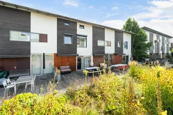 Tussenwoning te koop: Zus Braunstraat 6, Terbregge Rotterdam