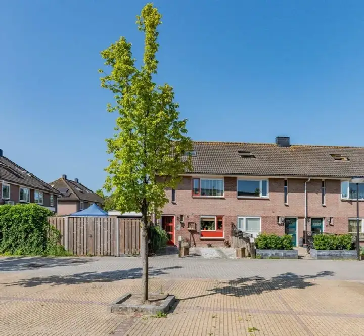 Hoekwoning te koop: Zuster Gertrudisplaats 1, Werkhoven Werkhoven