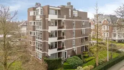Appartement te koop: Zutphensestraatweg 57, Velp-Noord boven spoorlijn Velp