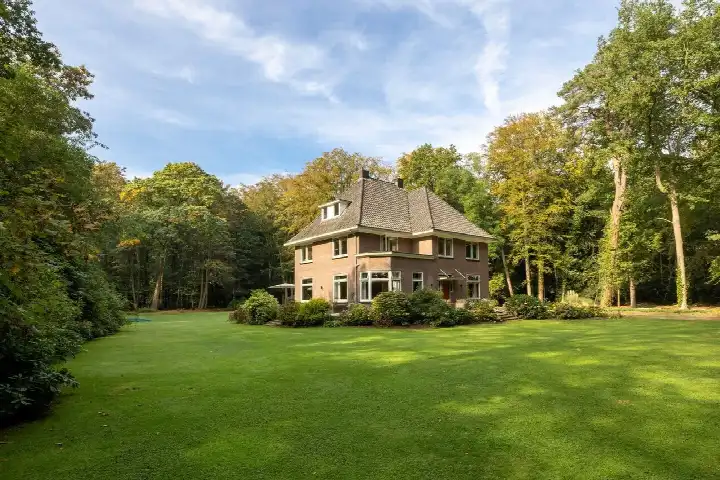 Detached house for sale: Zutphenseweg 76, Verspreide huizen Eefde Eefde