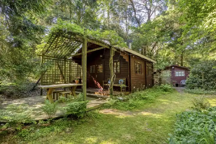 Vrijstaande woning te koop: Zuursche Duinen 16, Buitengebied Roden Zuid Steenbergen