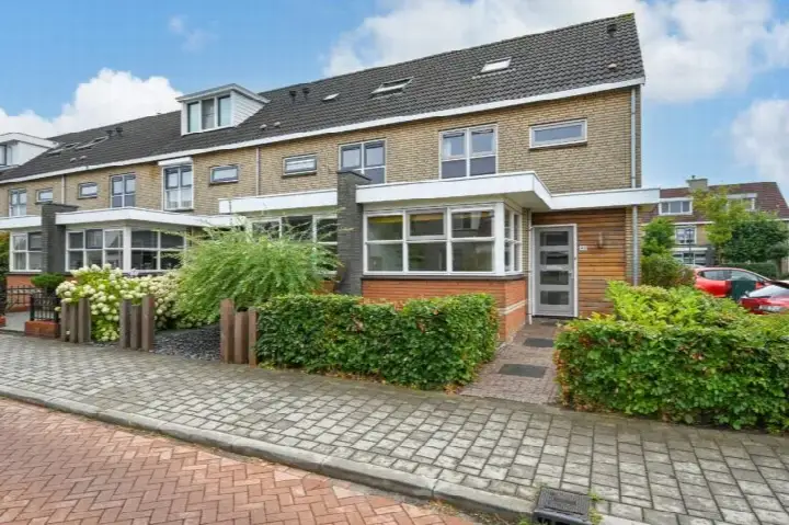 Hoekwoning te koop: Zwanebloem 48, Groenlust Kockengen
