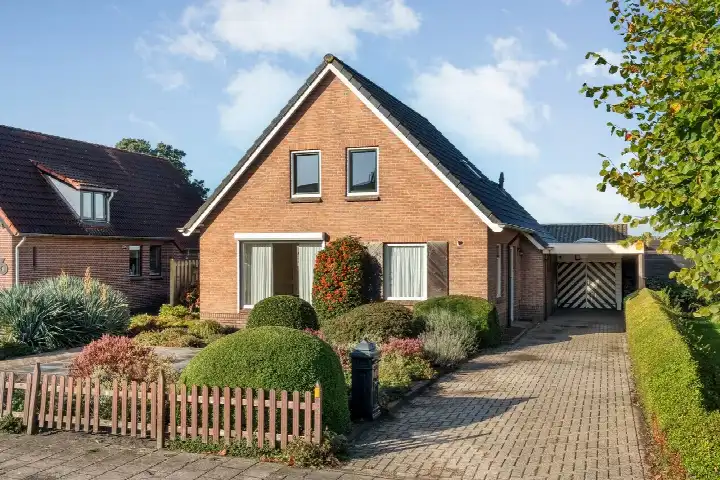 Detached house for sale: Zwarte Dijk 28, Lutten Kern Lutten
