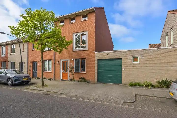 Tussenwoning te koop: Zwarte Ring 89, Parkrijk Zuid Assendelft