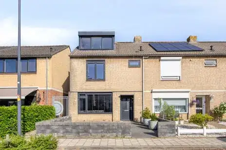 Hoekwoning te koop: Zwollestraat 18, De Kruiskamp 'S-Hertogenbosch