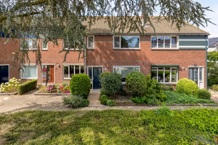 Tussenwoning te koop: Thuvinestraat 24, Centrum Duiven