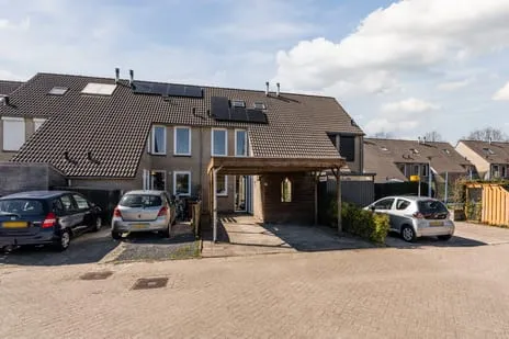 Tussenwoning te koop: Tichelkampen 24, De Kampen/De Essen Assen