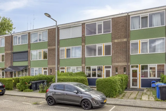 Tussenwoning te koop: Tieflandstraat 12, Hoogvliet Noord Hoogvliet Rotterdam