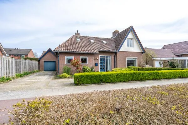 Vrijstaande woning te koop: Tielsestraat 9, Maurik