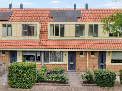 Tussenwoning te koop: Tiendschuurstraat 183, Frankhuis Zwolle