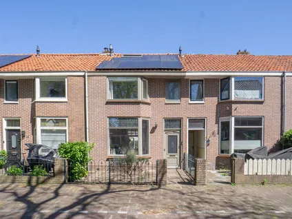 Tussenwoning te koop: Tienenwal 19, Alkmaar
