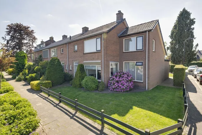 Hoekwoning te koop: Tienwoningenweg 28, Driehuizen Apeldoorn