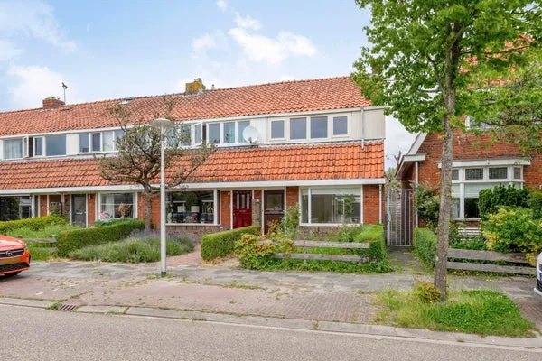 Corner house for rent: Tijnjedijk 45, Wielenpôlle Leeuwarden