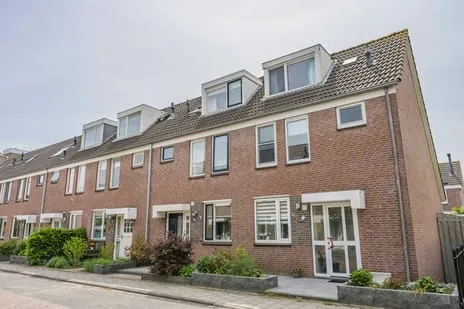 Tussenwoning te koop: Tilbury 4, Postbuurt Sassenheim