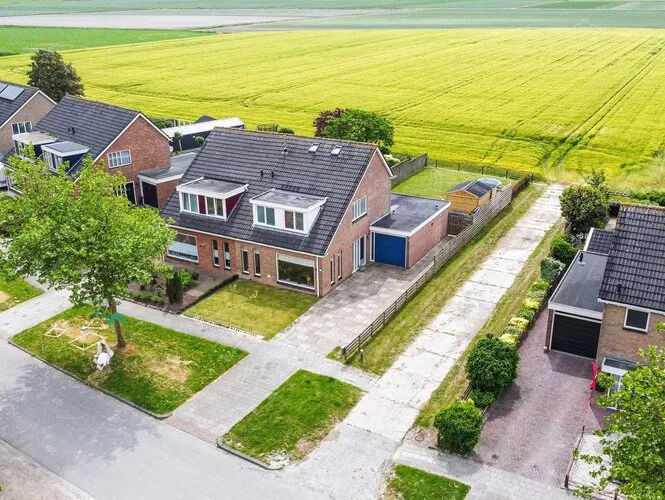 Twee-onder-één-kap te koop: Tilledyk 44, Minnertsga Zuid Minnertsga