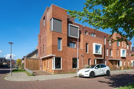 Hoekwoning te koop: Tinbergenlaan 123, Zestienhoven Rotterdam