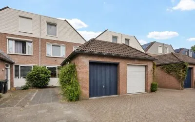 Tussenwoning te koop: Tinnegieter 10, Hazenkamp Oss