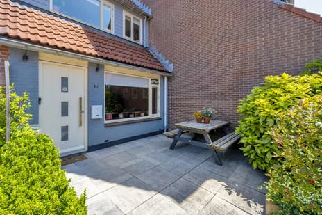 Tussenwoning te koop: Tinnegieter 12, Morgen Stont Hellevoetsluis