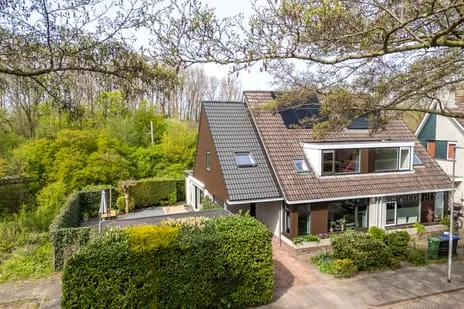 Hoekwoning te koop: Titus Brandsmastraat 1, Huis de Geer Nieuwegein