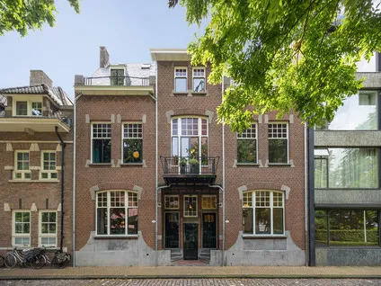 Terraced house for sale: Tivolistraat 16, Tivoli Tilburg