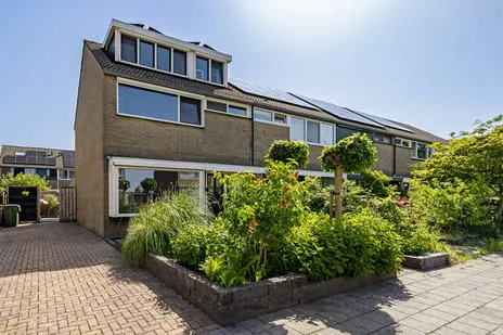 Corner house for sale: Tjalk 13, De Greiden Heerenveen