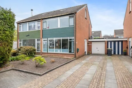 Tussenwoning te koop: Tjamme 58, Veendam-Sorghvliet Veendam