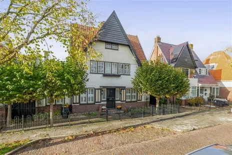 Vrijstaande woning te koop: Tjark Jans Giezenstraat 4, Veendam en omgeving station Veendam