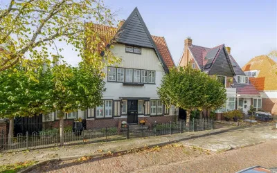 Vrijstaande woning te koop: Tjark Jans Giezenstraat 4, Veendam en omgeving station Veendam