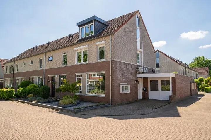Hoekwoning te koop: Toccatastraat 32, Schipholt-Glanermaten Enschede
