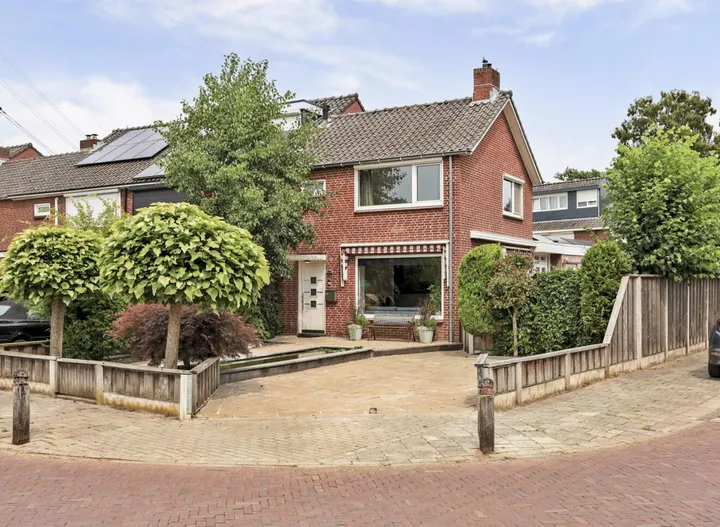 Hoekwoning te koop: Toekomststraat 207, Tubantia-Toekomst Enschede