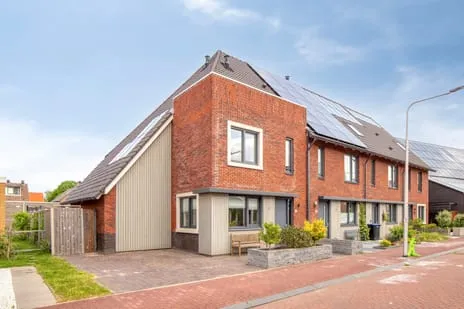 Hoekwoning te koop: Toermalijn 15, Roelofarendsveen Roelofarendsveen